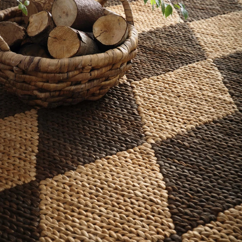 Origin Diamond Jute Rug | Natural Brown