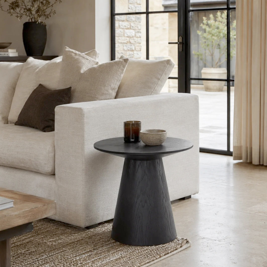 Tavamo Side Table - Black Oak